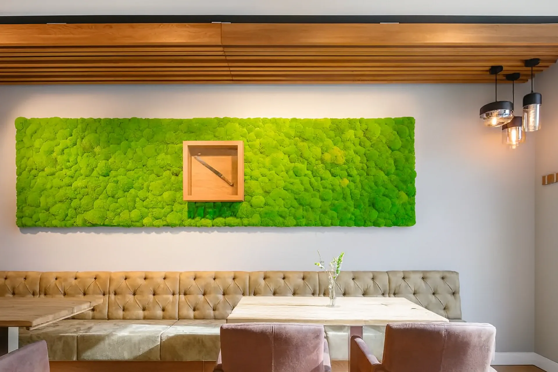 Moosbild Restaurant Moderne Gastronomie — Moosbilder von MOOSMOOS