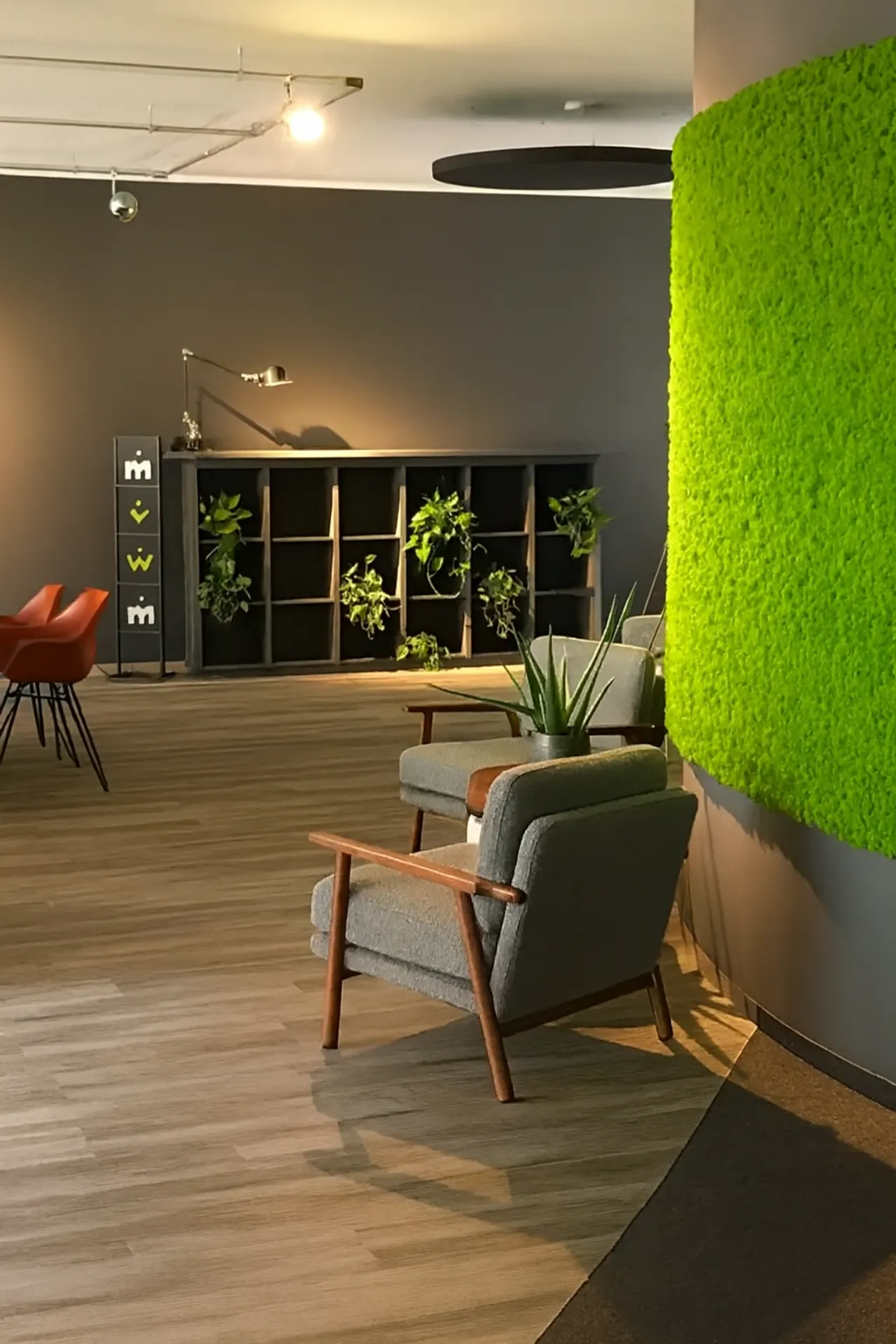 Mooswand Modernes Büro Empfangsbereich — Wandbegrünung von MOOSMOOS